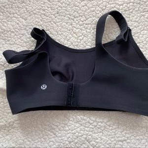 Lululemon 34 D bra